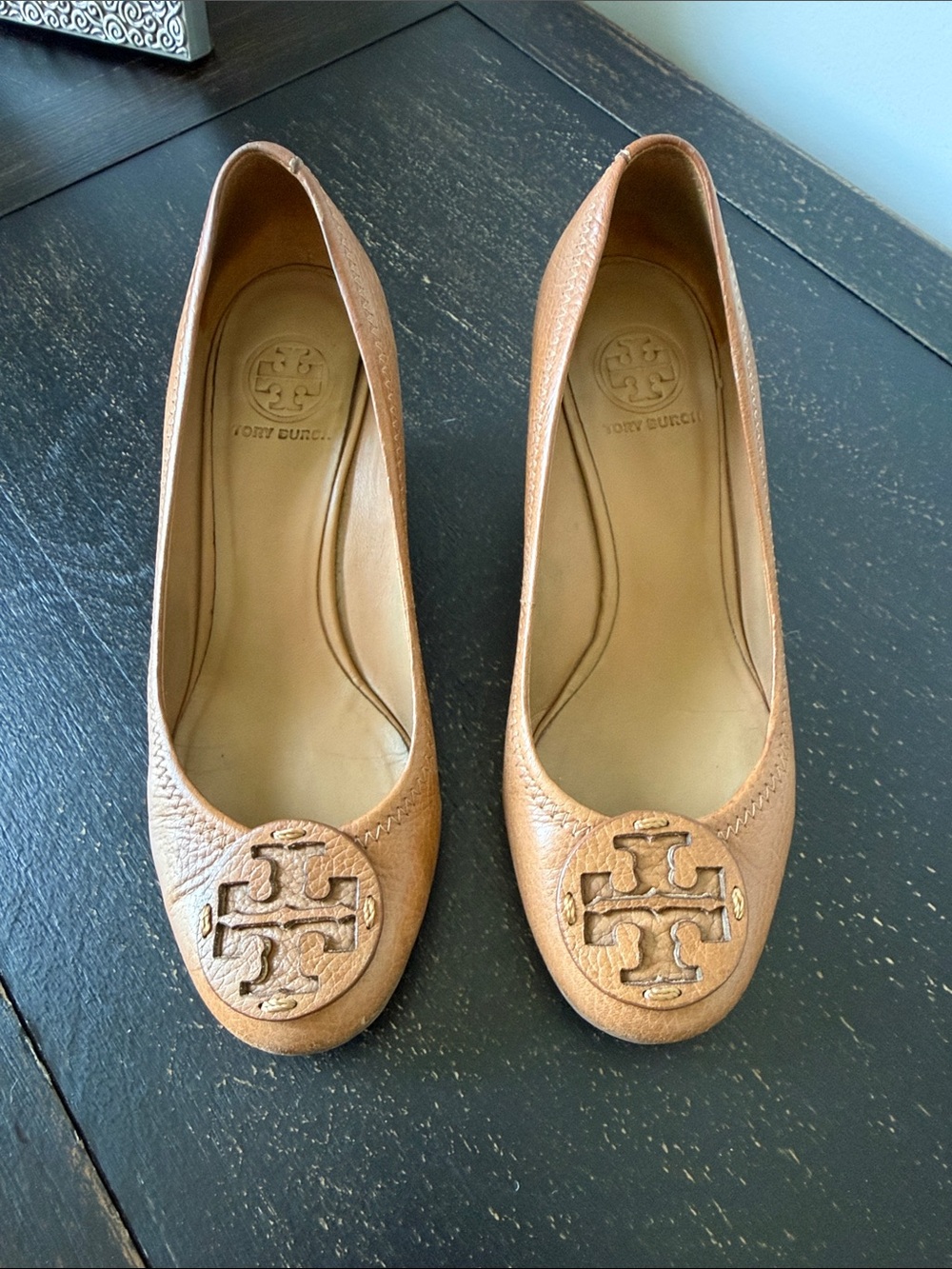 Tory Burch Cognac Leather Logo Round-Toe Flats